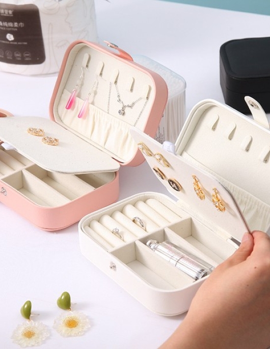 Juhui Store Leather Portable Jewelry Box - White